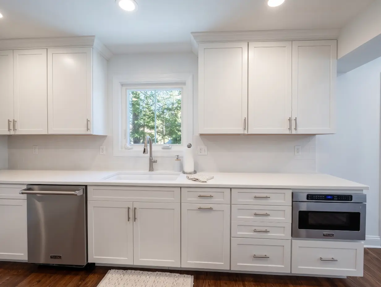 White Shaker Cabinet Setup in Fort Lee NJ